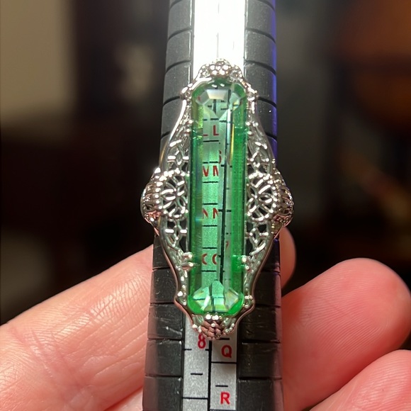 Art Nouveau Style Silver Plated Green Glass Gem Statement Ring - Picture 4 of 8